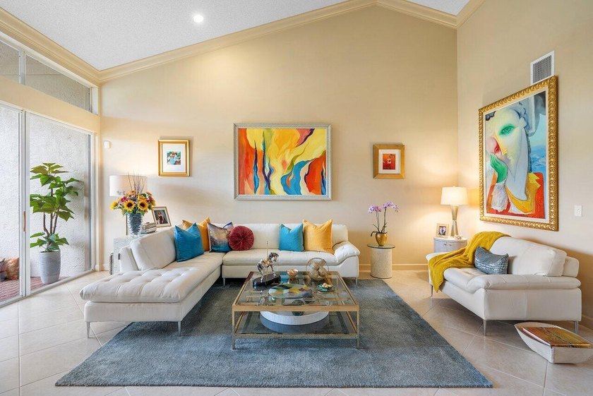 Don't miss this beautiful and inviting one-story townhome - Beach Townhome/Townhouse for sale in Boca Raton, Florida on Beachhouse.com