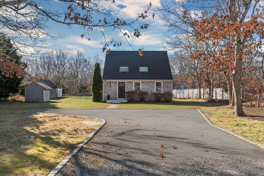 This cozy home on Saddle Club Road offers an inviting layout - Beach Home for sale in Edgartown, Massachusetts on Beachhouse.com