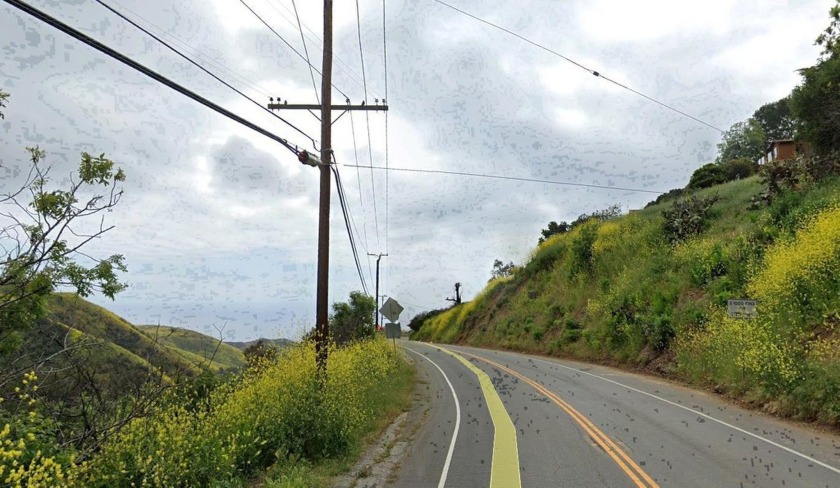 Adjacent Malibu Vista residential lots with canyon views. Total - Beach Lot for sale in Malibu, California on Beachhouse.com