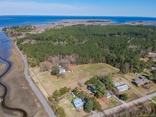 35+ Acres of waterfront Gloucester property. Parcel has long - Beach Lot for sale in Hayes, Virginia on Beachhouse.com