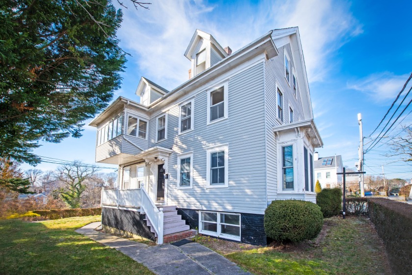 Come home and make Provincetown your own at this stately and - Beach Home for sale in Provincetown, Massachusetts on Beachhouse.com