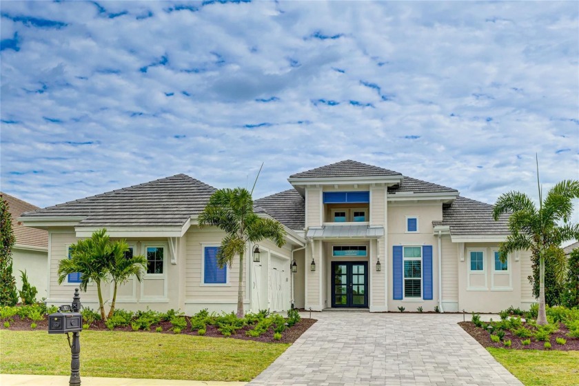 Welcome to luxurious living at The Lake Club in Lakewood Ranch! - Beach Home for sale in Lakewood Ranch, Florida on Beachhouse.com
