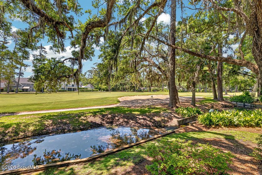 Coveted 3 bedroom, 3 bath Fairway Villas condominium in Sea - Beach Condo for sale in Saint Simons, Georgia on Beachhouse.com