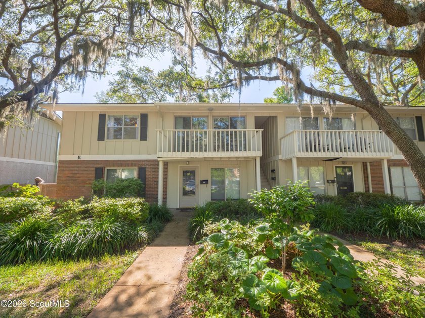 A light-filled coastal retreat in the heart of the Golden Isles - Beach Condo for sale in Saint Simons, Georgia on Beachhouse.com