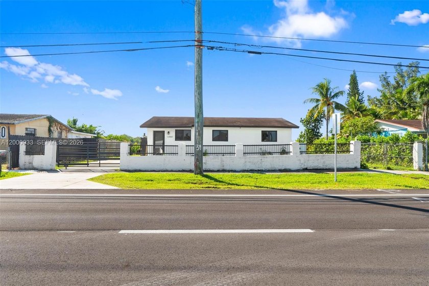 Spacious 4-bedroom, 2-bathroom single-family home located in the - Beach Home for sale in Homestead, Florida on Beachhouse.com