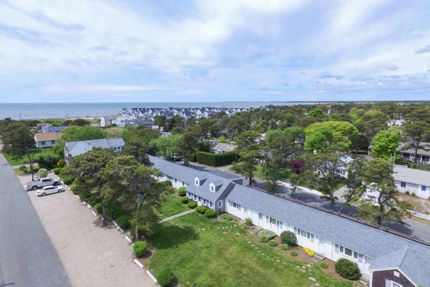 Excellent Income Opportunity close to the beach . Or grab your - Beach Condo for sale in Dennis Port, Massachusetts on Beachhouse.com