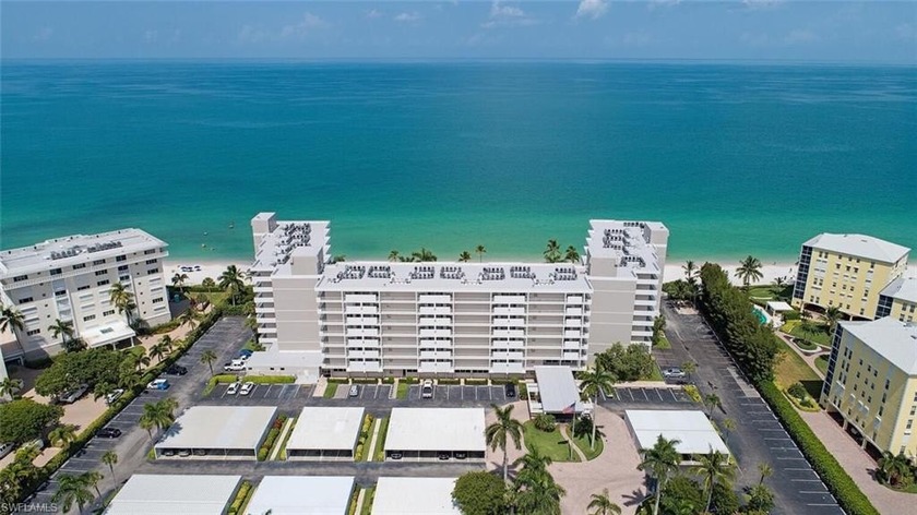 Beautiful remodel with coastal decor, shimmering master bath - Beach Condo for sale in Naples, Florida on Beachhouse.com