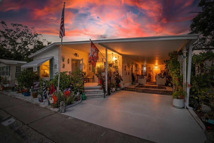 Discover this beautifully updated 2-bedroom, 2-bath home in - Beach Home for sale in Clearwater, Florida on Beachhouse.com