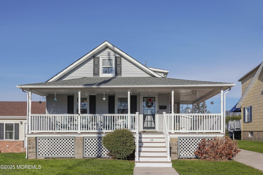 -WELCOME TO YOUR JERSEY SHORE COASTAL COTTAGE! Lovingly - Beach Home for sale in Neptune City, New Jersey on Beachhouse.com