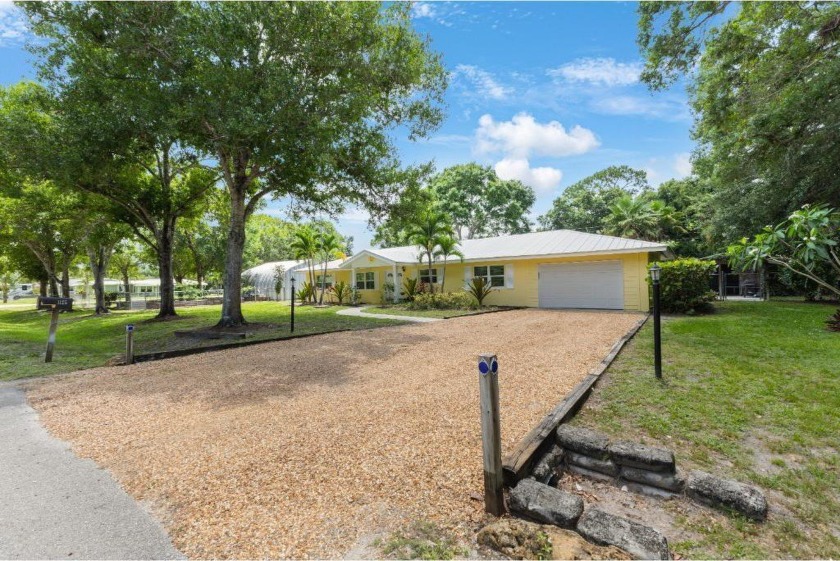 Welcome to 1125 41st Avenue! This quintessential Vero Beach home - Beach Home for sale in Vero Beach, Florida on Beachhouse.com