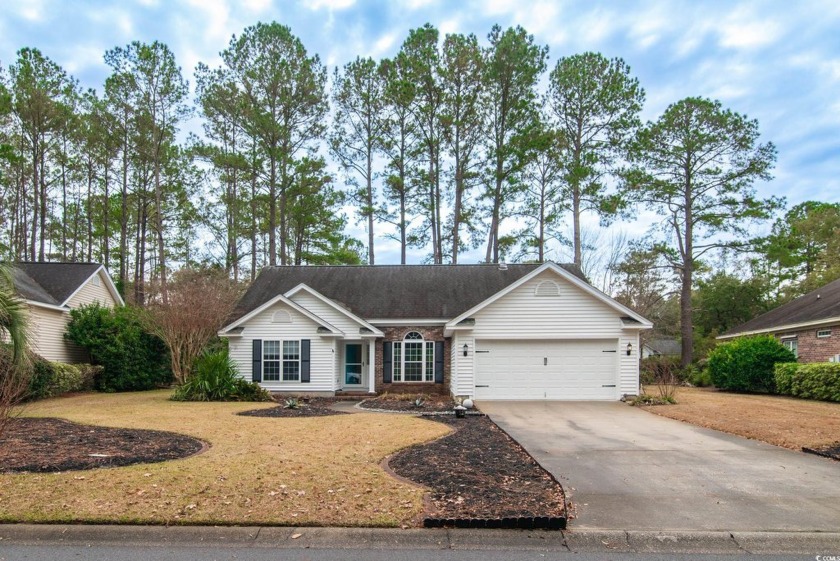 Start your new year here in Ricefields!  This charming 3 Br 2 B - Beach Home for sale in Pawleys Island, South Carolina on Beachhouse.com