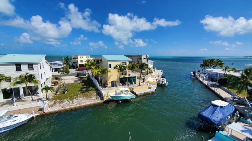 Offering panoramic ocean views from this cleared waterfront lot - Beach Lot for sale in Key Largo, Florida on Beachhouse.com