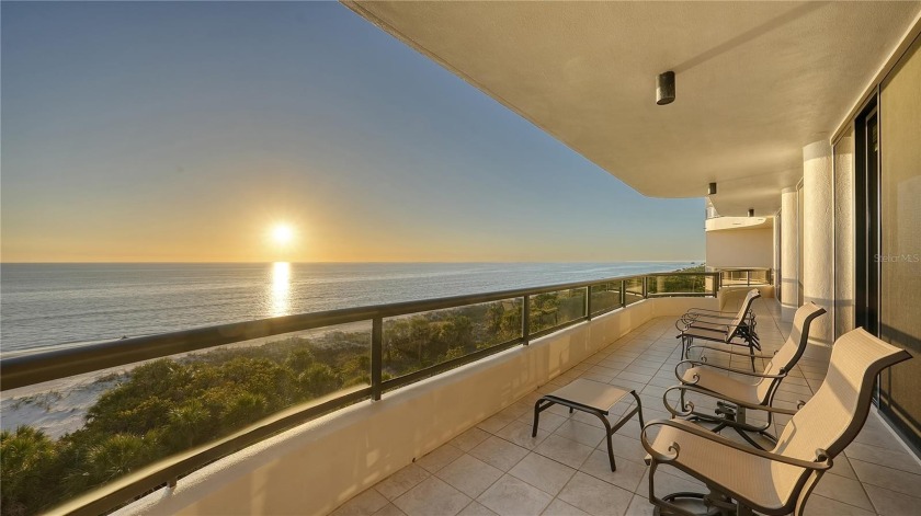 Beautifully updated and perfectly maintained, this fourth-floor - Beach Condo for sale in Longboat Key, Florida on Beachhouse.com