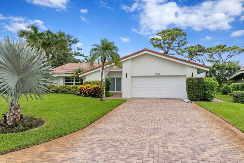Welcome home to the highly desirable gated community of the - Beach Home for sale in Delray Beach, Florida on Beachhouse.com