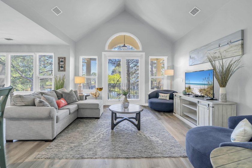 Welcome to Turnberry in Sandestin Golf and Beach Resort! This - Beach Condo for sale in Miramar Beach, Florida on Beachhouse.com