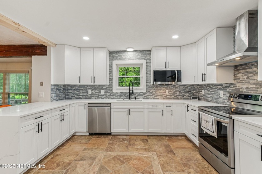 ***Seller is offering $15,000 in seller concession!!!! FIND out - Beach Home for sale in St Augustine, Florida on Beachhouse.com