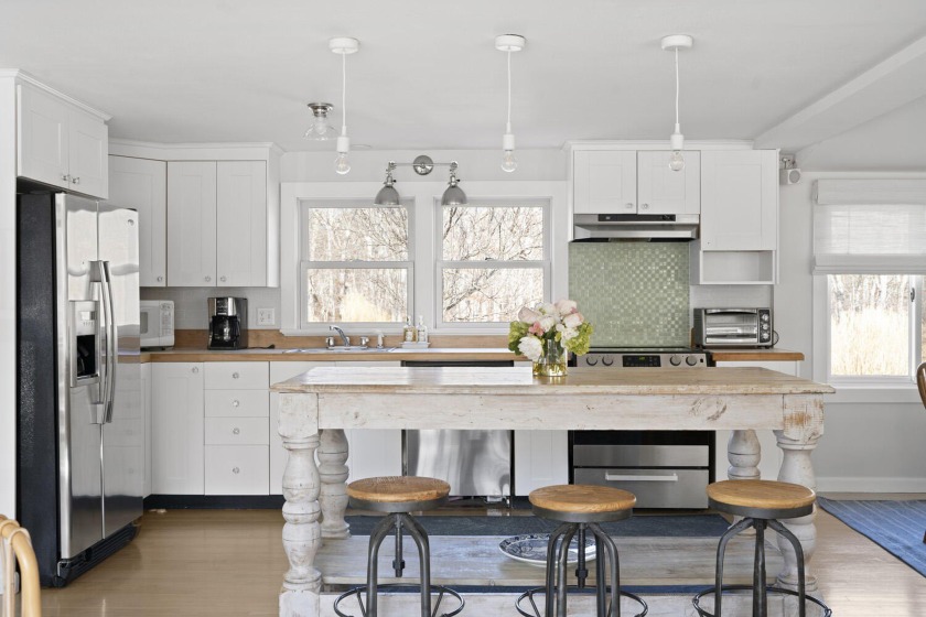 Move-in ready Chappy retreat, just under a mile to swimmable - Beach Home for sale in Edgartown, Massachusetts on Beachhouse.com