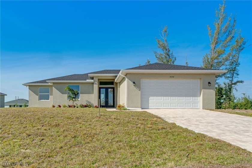 Large one story 1,800 sq ft 4 bedroom 2 bath 2 car garage  home - Beach Home for sale in Cape Coral, Florida on Beachhouse.com