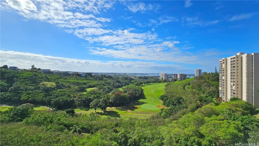 Here's your opportunity to own in highly desirable Colonnade on - Beach Condo for sale in Aiea, Hawaii on Beachhouse.com