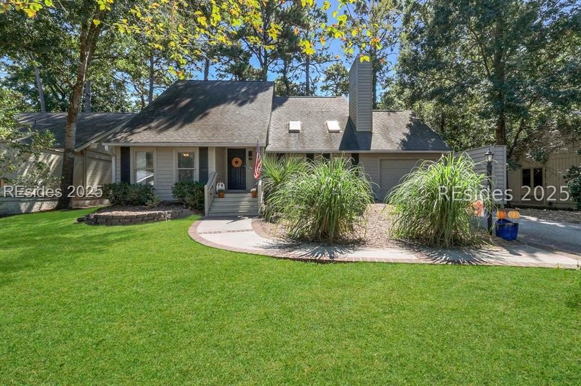 Tucked near the main gate of Sea Pines, this home offers comfort - Beach Home for sale in Hilton Head Island, South Carolina on Beachhouse.com