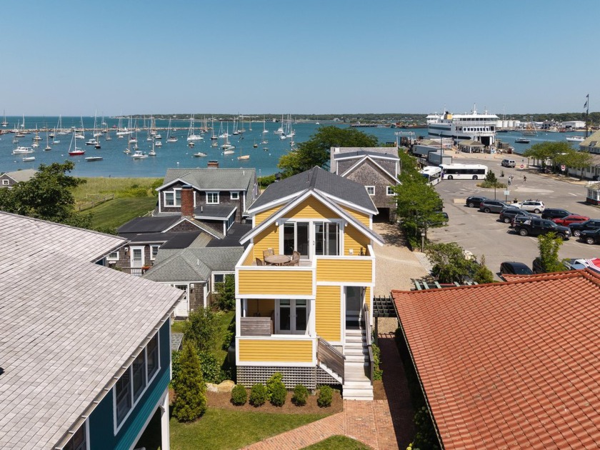 Waterview Condo in the Heart of Downtown Vineyard Haven - Beach Condo for sale in Vineyard Haven, Massachusetts on Beachhouse.com