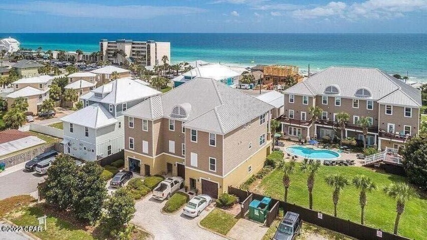 Beautiful FULLY FURNISHED, 5 bedroom 4 1/2 bath END UNIT that - Beach Home for sale in Panama City Beach, Florida on Beachhouse.com