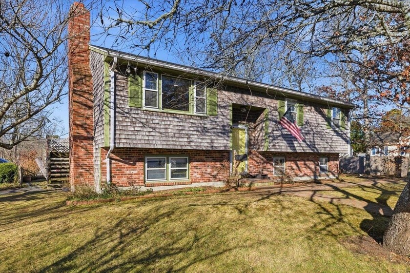 Unlock the potential of seaside living with this 3-bedroom home - Beach Home for sale in East Falmouth, Massachusetts on Beachhouse.com