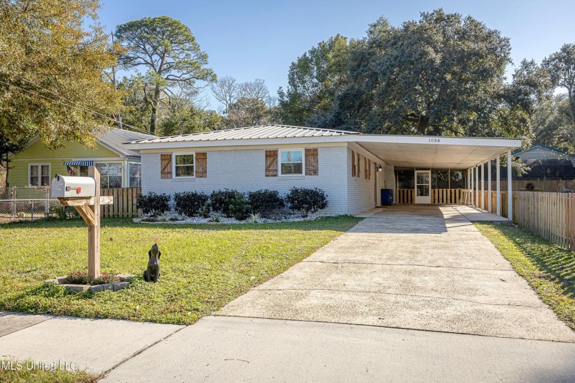 Gorgeous Coastal Beauty - Fully Remodeled & Prime - Beach Home for sale in Biloxi, Mississippi on Beachhouse.com