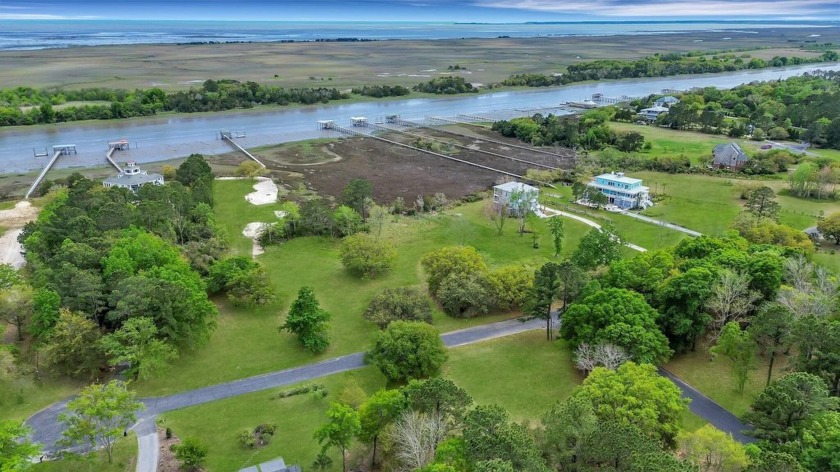 Deep Water! A perfect location to build your Lowcountry retreat - Beach Lot for sale in Awendaw, South Carolina on Beachhouse.com