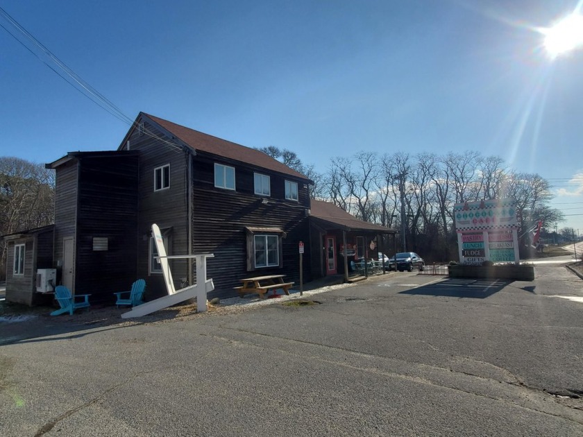 An impeccable location on the corner of MA State Highway (Route - Beach Commercial for sale in Eastham, Massachusetts on Beachhouse.com