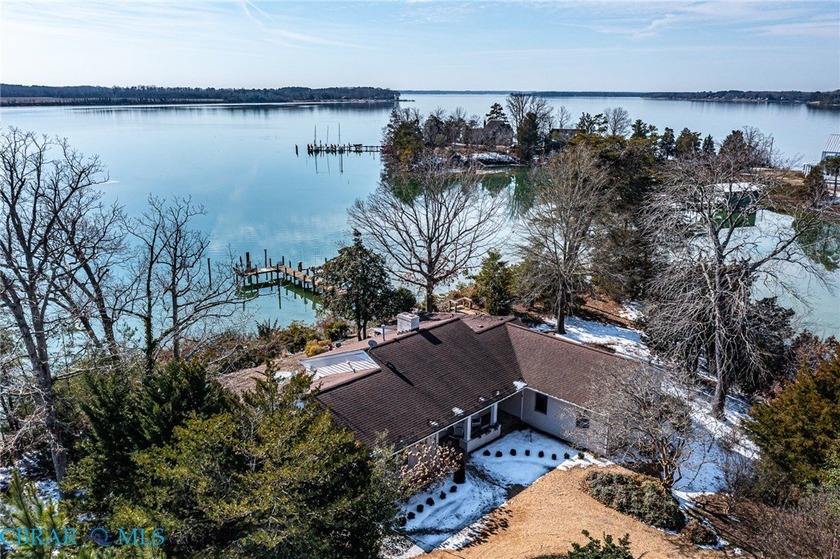 This waterfront home offers expansive views of Taylors Creek to - Beach Home for sale in Weems, Virginia on Beachhouse.com