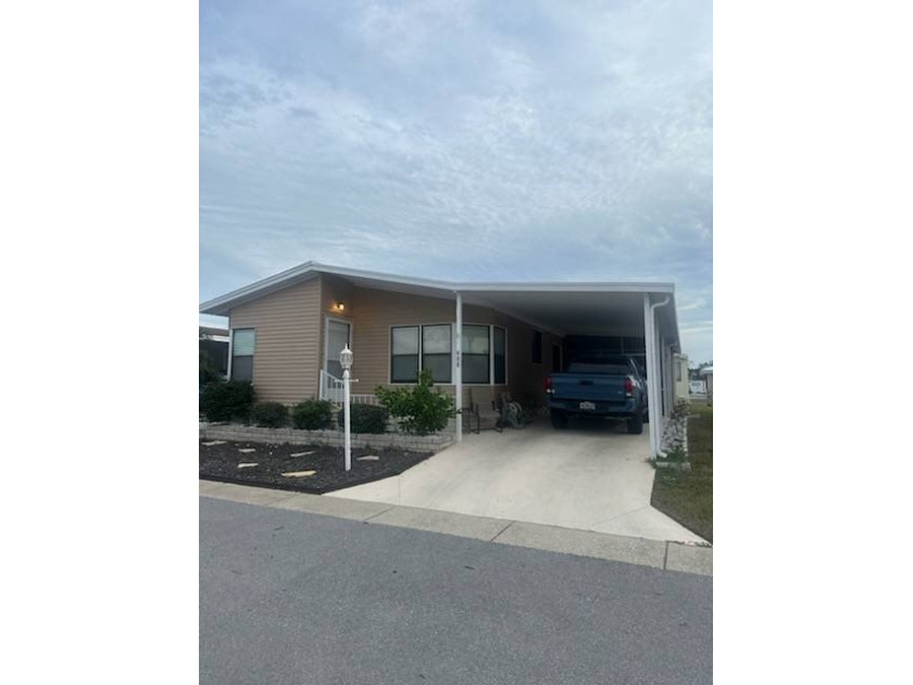 No Flood or Wind Damage Here. This Home is Located in a - Beach Home for sale in Tarpon Springs, Florida on Beachhouse.com