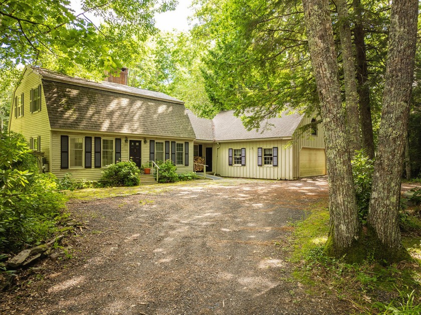 This property is a once in a lifetime opportunity! Private 3 - Beach Home for sale in Lincolnville, Maine on Beachhouse.com