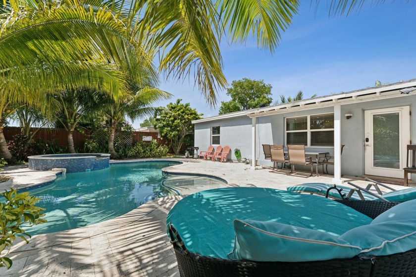 Incredible 2 for 1 deal on this 3bed/2bath property. This - Beach Home for sale in Fort Lauderdale, Florida on Beachhouse.com