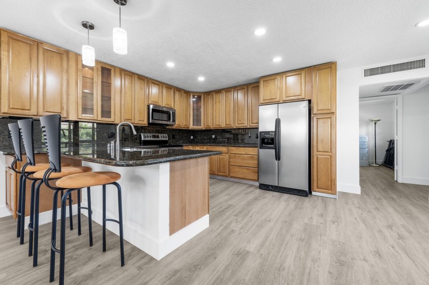 **SELLER FINANCING AVAILABLE**Gorgeous 1BR/1BA Accessible Villa - Beach Condo for sale in Delray Beach, Florida on Beachhouse.com