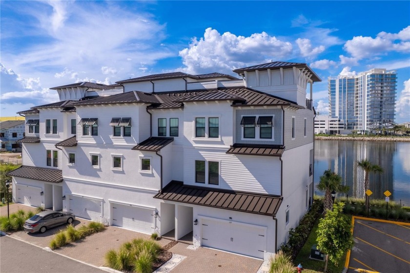 Immediate pre-occupancy available with accepted offer. This - Beach Townhome/Townhouse for sale in Tampa, Florida on Beachhouse.com