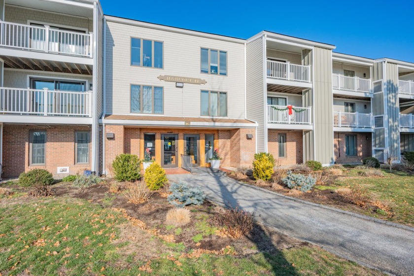 This desirable 1st floor end unit at Old Colony Village offers 2 - Beach Condo for sale in Orleans, Massachusetts on Beachhouse.com