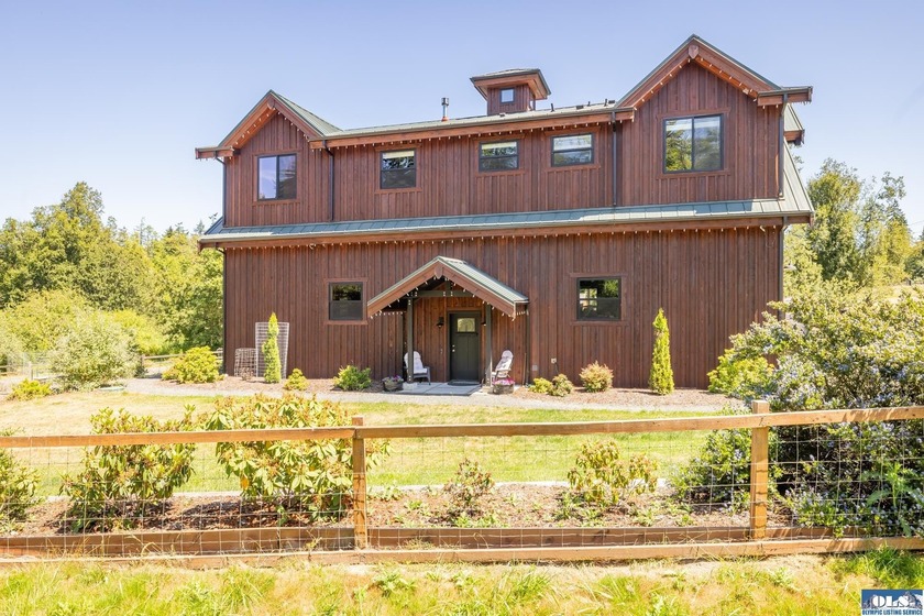 Northwest crafted charm! Custom 2020-built home on 6.74 - Beach Home for sale in Port Angeles, Washington on Beachhouse.com