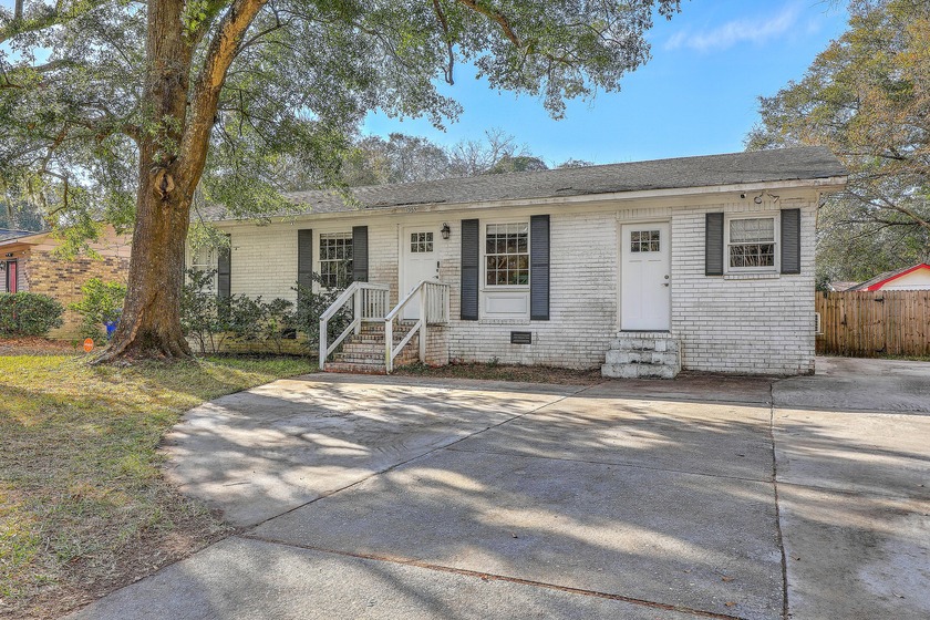 Discover this charming 4-bedroom, 2-bathroom James Island gem - Beach Home for sale in Charleston, South Carolina on Beachhouse.com