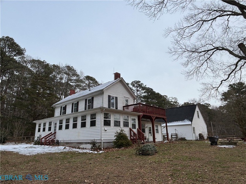 What a great place to live! This Charming Farmhouse has all the - Beach Home for sale in Mathews, Virginia on Beachhouse.com