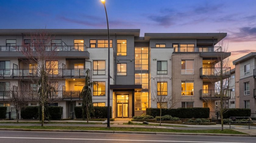 Welcome to your new home at Kindred! Situated in the heart of - Beach Condo for sale in North Vancouver, BC on Beachhouse.com