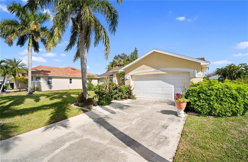 How about a little slice of SWFL Sunshine!? Embrace all that - Beach Home for sale in Cape Coral, Florida on Beachhouse.com