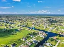 Gulf Access Oversize Vacant Lot in Highly Sought-after NW Cape - Beach Lot for sale in Cape Coral, Florida on Beachhouse.com