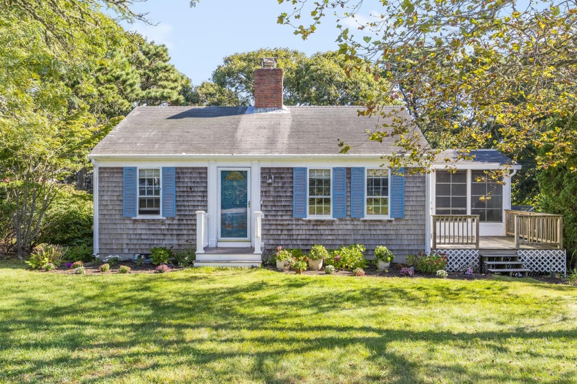 Welcome to this charming, cozy cottage-style ranch that promises - Beach Home for sale in Chatham, Massachusetts on Beachhouse.com