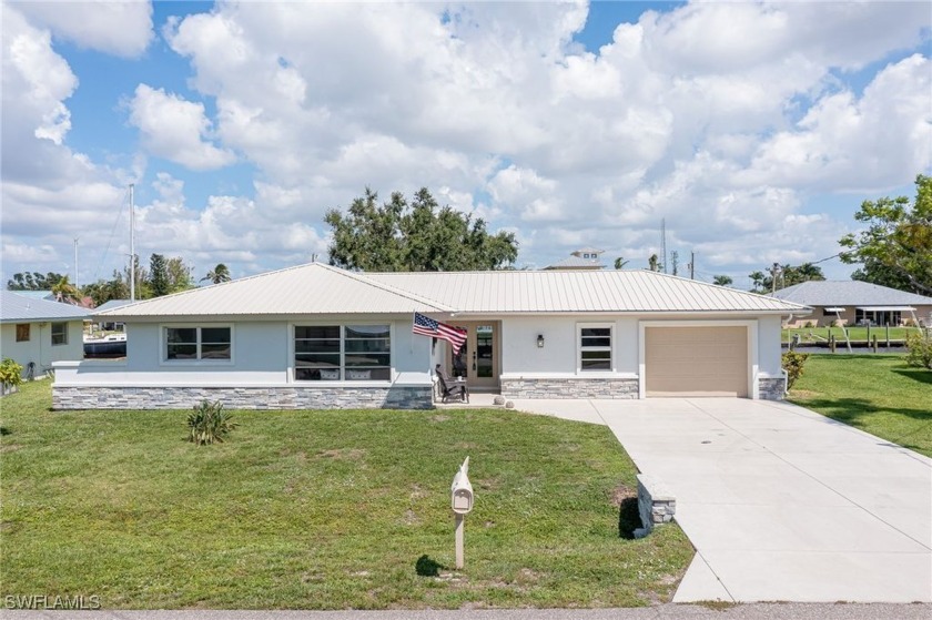 Now is your chance to own this gorgeous completely renovated 3 - Beach Home for sale in North Fort Myers, Florida on Beachhouse.com