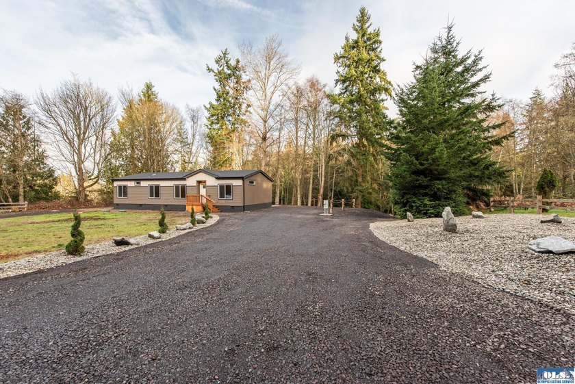 Rurally situated on nearly an acre between Port Angeles and - Beach Home for sale in Port Angeles, Washington on Beachhouse.com