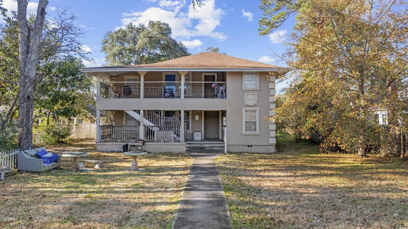 607 1st Avenue South is a flexible, income-oriented property - Beach Lot for sale in Myrtle Beach, South Carolina on Beachhouse.com