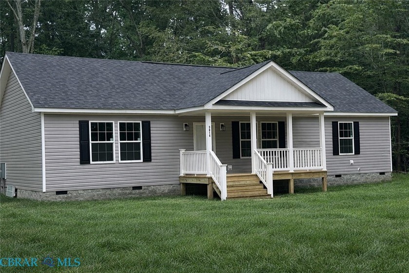 Discover the perfect blend of privacy, flexibility, and coastal - Beach Home for sale in Hayes, Virginia on Beachhouse.com
