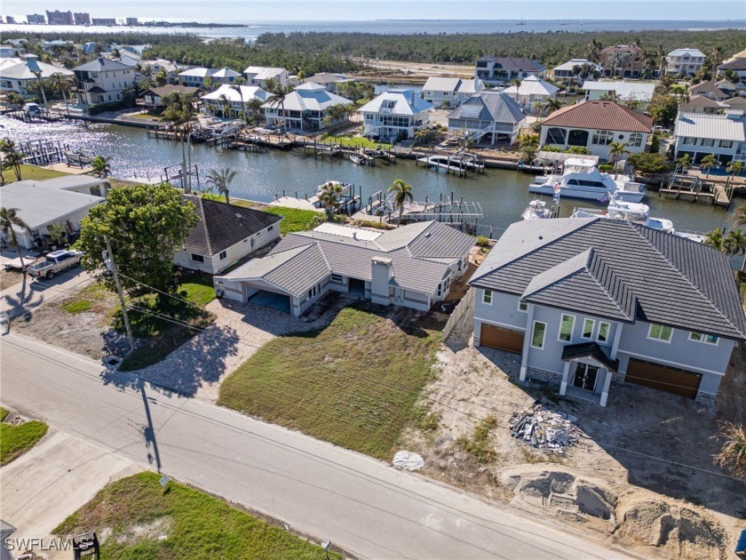 Discover Your Dream Waterfront Home in Fort Myers Beach! Seize - Beach Home for sale in Fort Myers Beach, Florida on Beachhouse.com