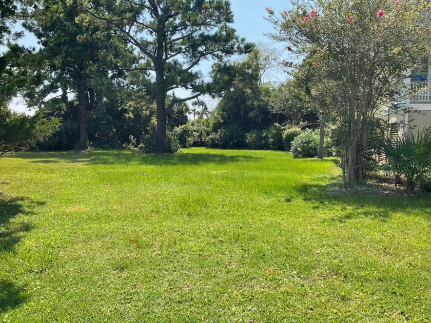 Beautiful top of the lake lot with a fabulous view across the - Beach Lot for sale in Seabrook Island, South Carolina on Beachhouse.com